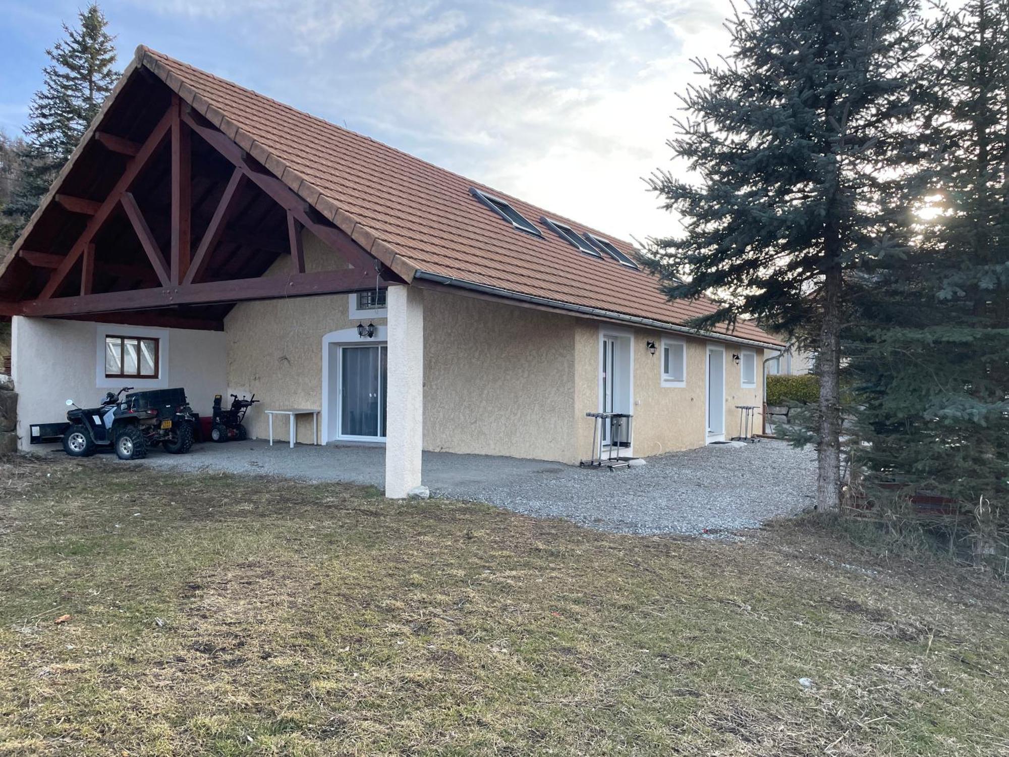 Les Gites De L'E.D.E. Saint-Leger-les-Melezes Esterno foto